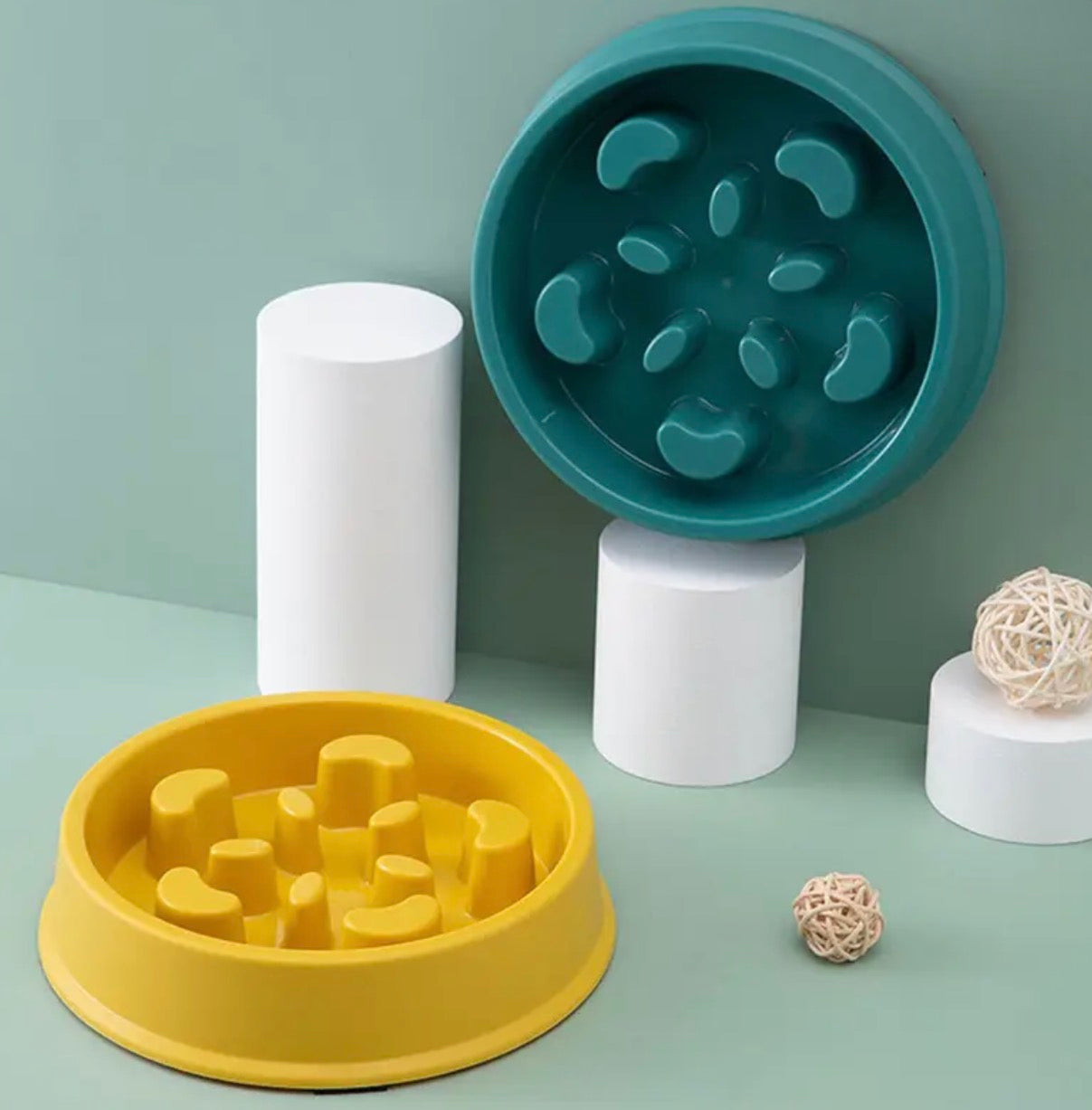 Slow Feed Dog Bowl - Anti-Slip